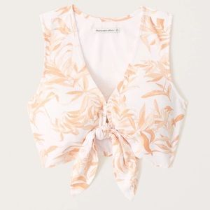 Abercrombie & Fitch Cropped Tie Front Linen Blend Top